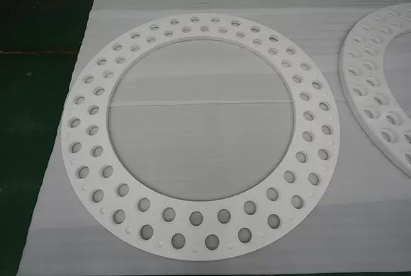 Piezas no metálicas de ingeniería de precisión para maquinaria de alto rendimiento
